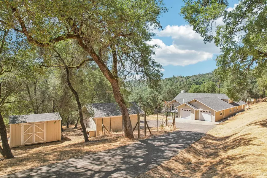 4741 China Hill RD, El Dorado, CA 95623