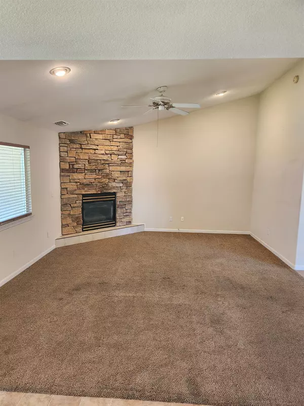 Lincoln, CA 95648,2099 3rd ST