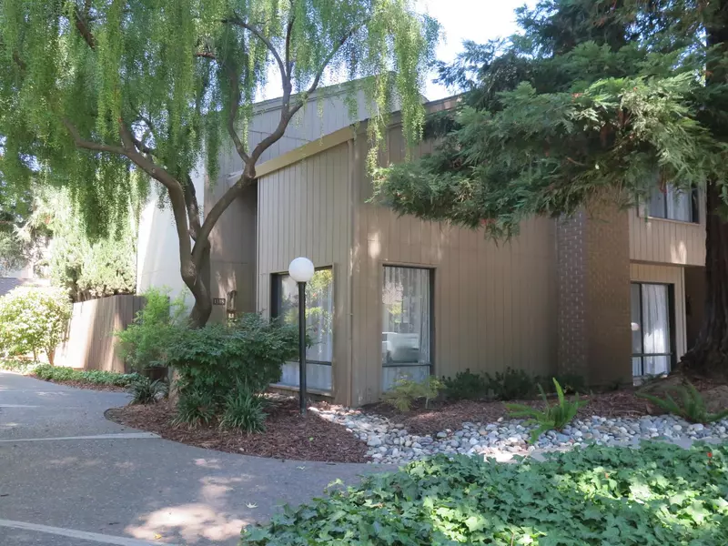 1318 Vanderbilt WAY, Sacramento, CA 95825