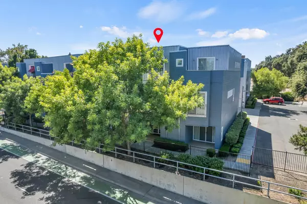 West Sacramento, CA 95605,403 Harriet LN
