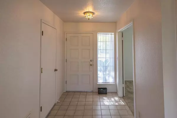 Newman, CA 95360,2118 Canyon View DR