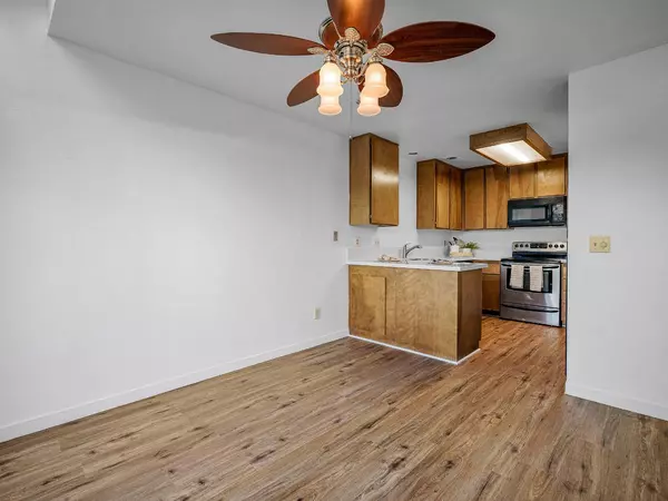 Sacramento, CA 95825,1519 Hood Road #F