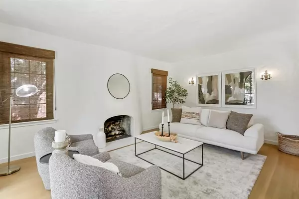 Sacramento, CA 95819,551 Pala WAY
