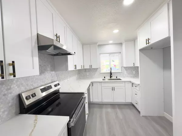 Sacramento, CA 95819,5156 MODDISON AVE