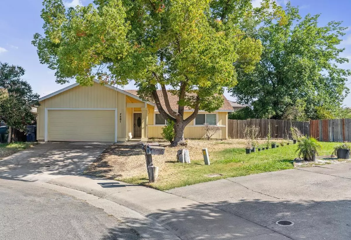 Sacramento, CA 95828,7481 RIDGE WILLOW CT