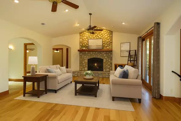 Colfax, CA 95713,20144 Brushy Ridge TRL