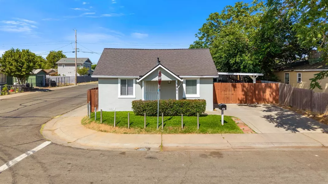 3901 Dry Creek RD, Sacramento, CA 95838