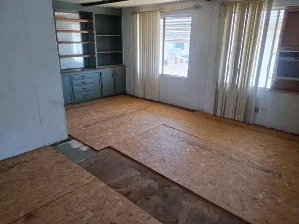 Bakersfield, CA 93308,5000 Pierce #19