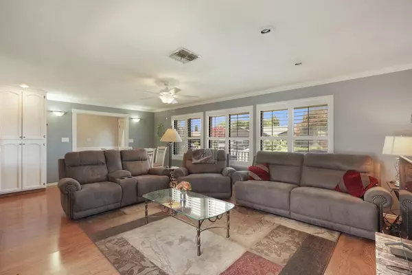 Lodi, CA 95240,1018 Yuloni DR