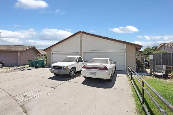 Stockton, CA 95210,9334 Kirkby LN