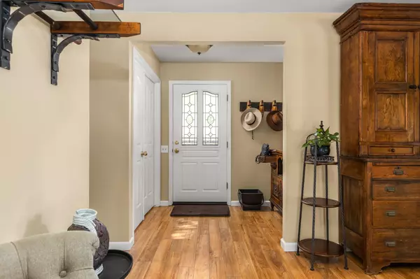 Penn Valley, CA 95946,19252 Jayhawk DR