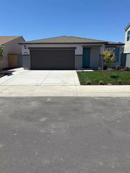 7428 Stellar WAY, Sacramento, CA 95829