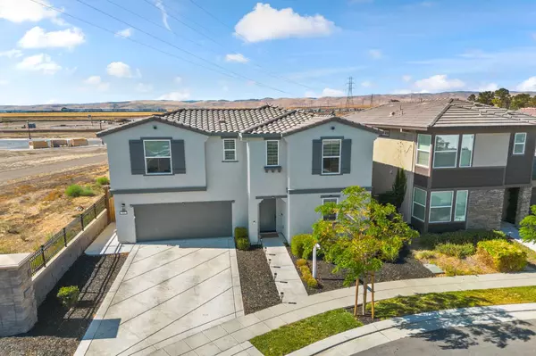 Mountain House, CA 95391,300 E Natasha AVE