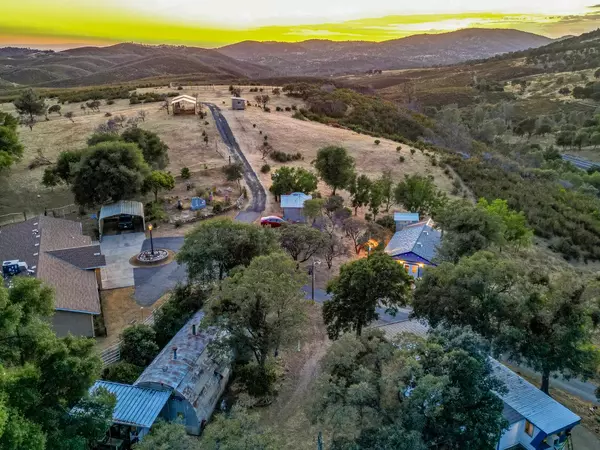 Mariposa, CA 95338,6155 State Highway 49