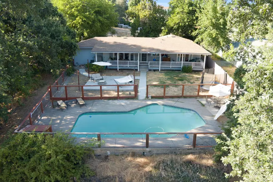 8956 Eden Oaks AVE, Orangevale, CA 95662