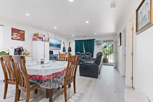 Sacramento, CA 95815,612 El Camino AVE