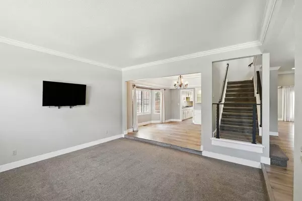 Elk Grove, CA 95624,8834 San Badger WAY