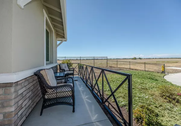 Woodland, CA 95776,2000 Banks PL
