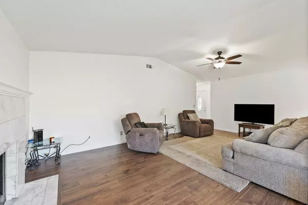 West Sacramento, CA 95691,2857 Kimberly CT