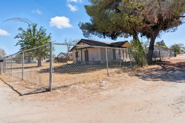 Riverdale, CA 93656,21186 S Valentine AVE