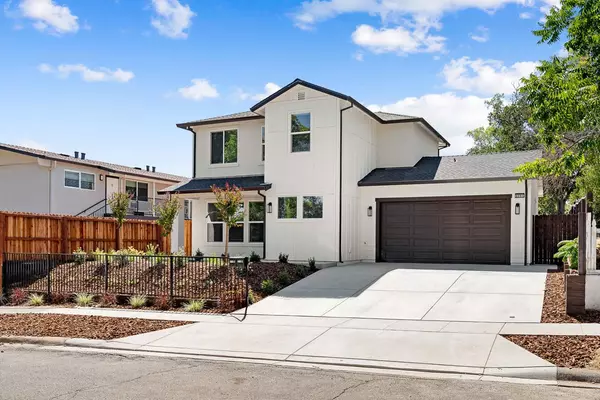 Roseville, CA 95678,210 D ST