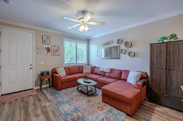 Roseville, CA 95678,105 Dante CIR