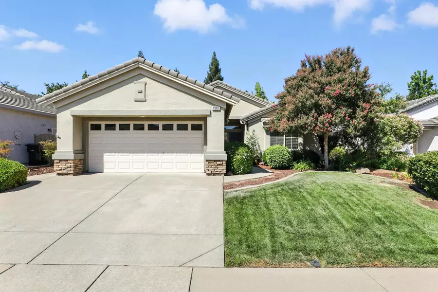 1910 Starview LN, Lincoln, CA 95648