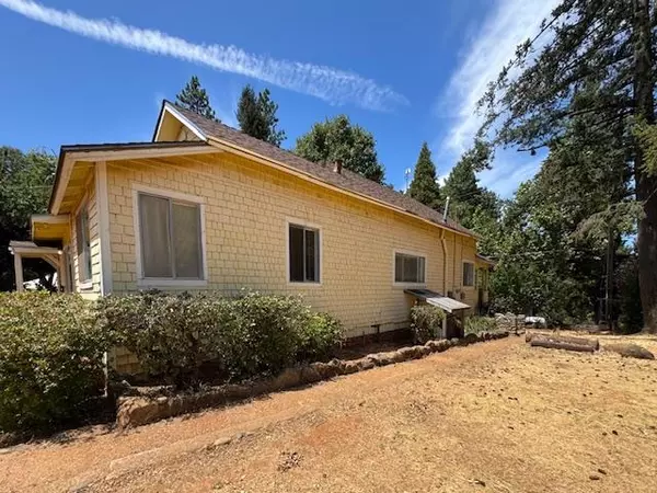 38 S Lincoln, Colfax, CA 95713