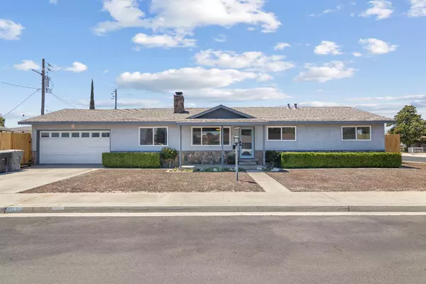 Oakdale, CA 95361,692 Cloverland WAY