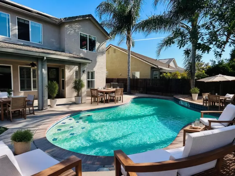 662 Willow WAY, Los Banos, CA 93635