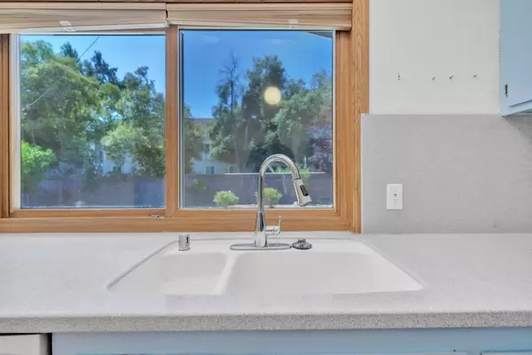 Carmichael, CA 95608,4147 Scranton CIR