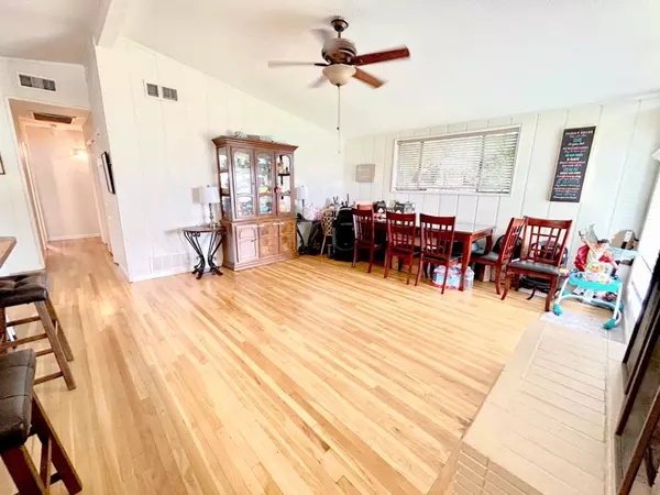 Tracy, CA 95376,835 W Beverly PL