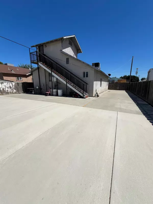 Ceres, CA 95307,2111 Hackett