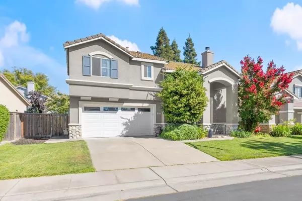 4008 Spindrifter LN, Elk Grove, CA 95757