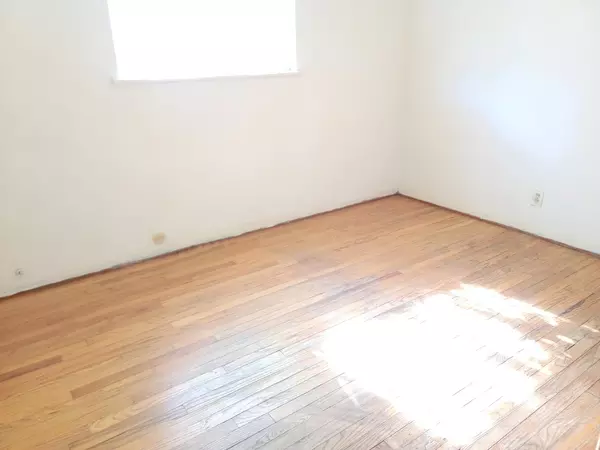 Sacramento, CA 95820,4205 Sierra Vista AVE