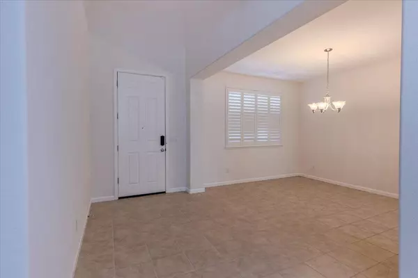 Manteca, CA 95337,870 Storybook ST