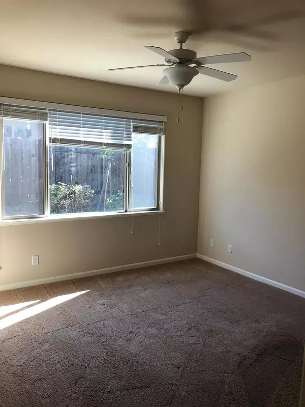 Roseville, CA 95747,3325 Moscato ST