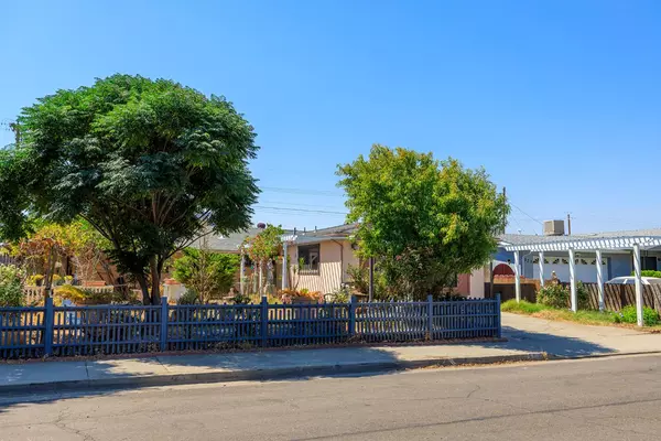 Los Banos, CA 93635,341 Lime AVE