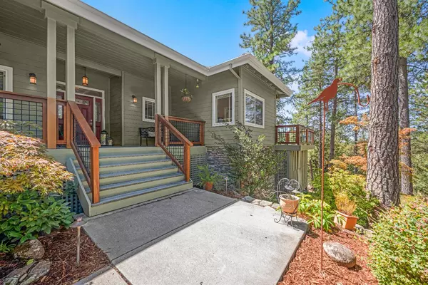 Colfax, CA 95713,943 Eden Valley RD