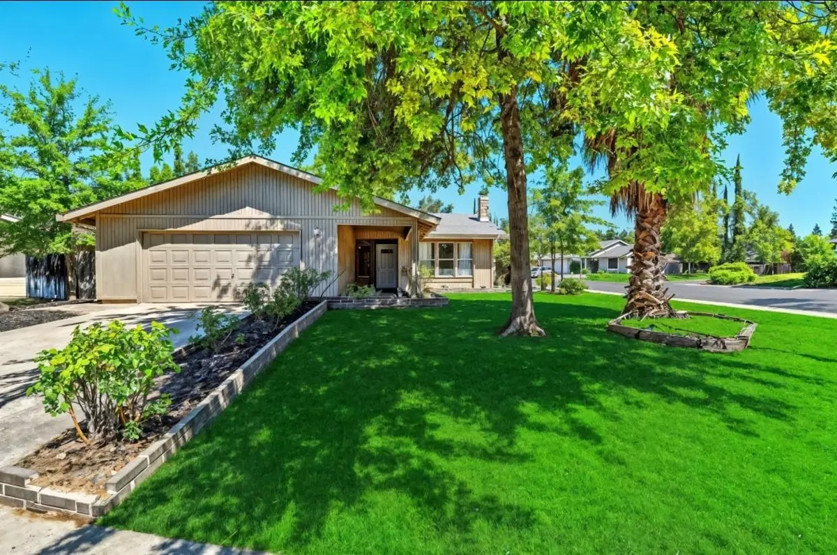 Rancho Cordova, CA 95670,11085 Santiam River CT
