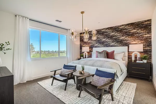 Woodland, CA 95776,2001 Baker PL