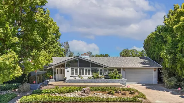 3101 American River DR, Sacramento, CA 95864