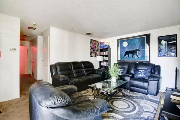 Sacramento, CA 95823,7325 Arleta CT