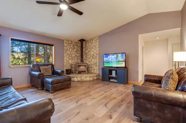 Pollock Pines, CA 95726,5646 Daisy CIR