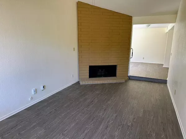 Sacramento, CA 95826,3680 S Port DR