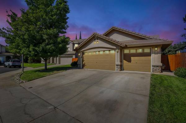 8904 Hyperia CT, Elk Grove, CA 95624