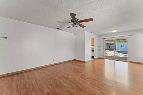 Carmichael, CA 95608,6124 Orsi CIR