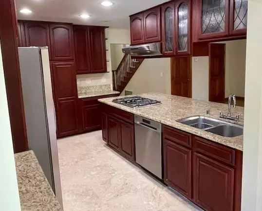 San Jose, CA 95148,3157 Simberlan DR