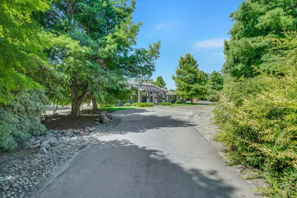 Manteca, CA 95337,22911 Oleander