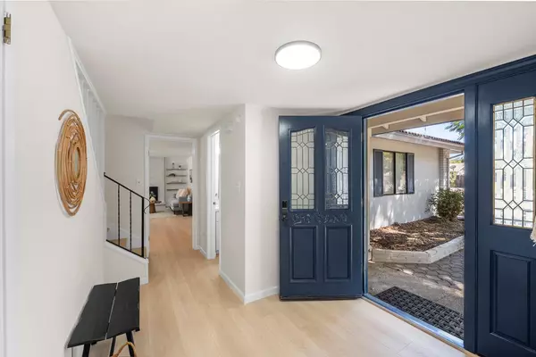 Davis, CA 95618,4121 Vista WAY